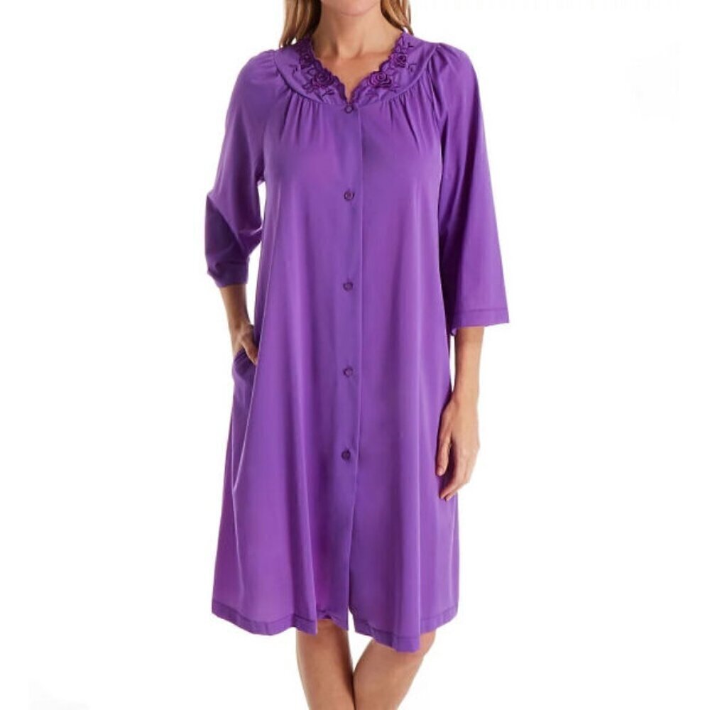 Shadowline Floral Embroidered Nightgown Robe Size L Pocket Nylon Modest Tradwife